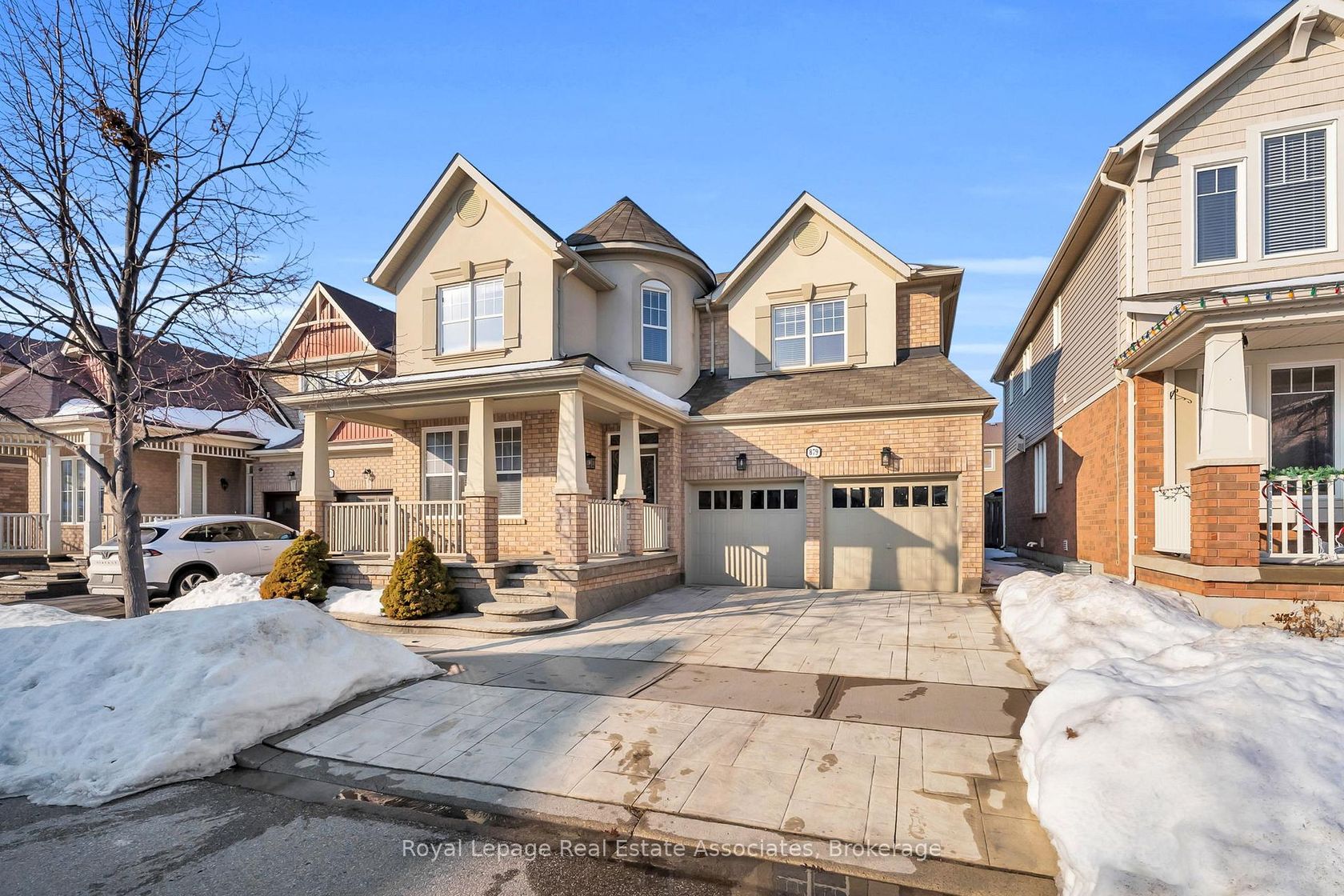 879 Etherington Way, HA Harrison, Milton 2