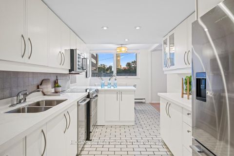 Photo 16 at 301 - 360 Bloor Street E, Moore Park, Toronto