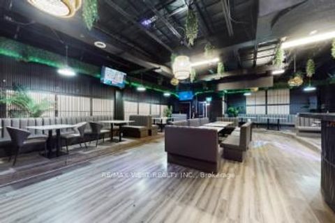 Photo 2 at 901 Jane Street, Smythe, Toronto