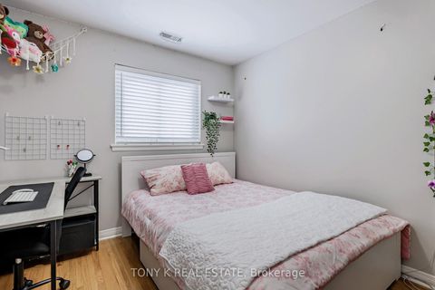 Photo 9 at 37 - 90 Crockamhill Drive, Agincourt North, Toronto
