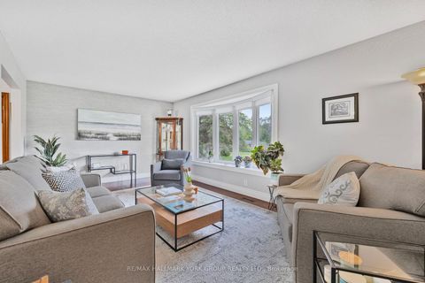 Photo 10 at 14 Anchor Court, Holland Landing, East Gwillimbury