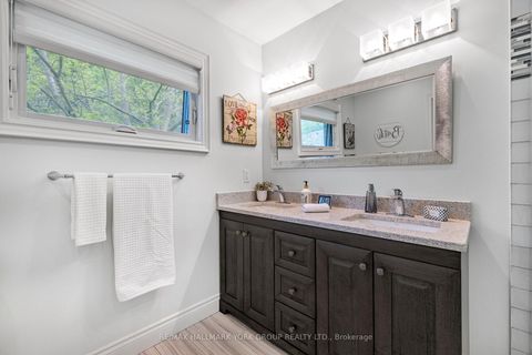 Photo 25 at 14 Anchor Court, Holland Landing, East Gwillimbury