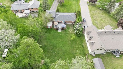 Photo 39 at 14 Anchor Court, Holland Landing, East Gwillimbury