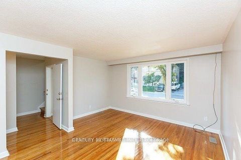 Photo 9 at 45 Edinborough Court, Smythe, Toronto