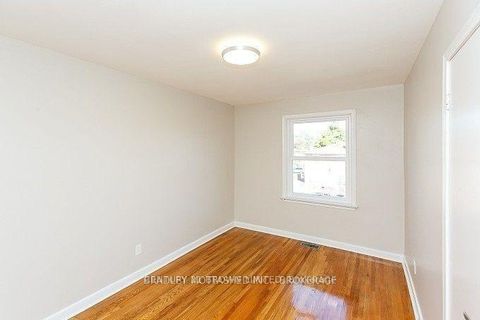 Photo 18 at 45 Edinborough Court, Smythe, Toronto