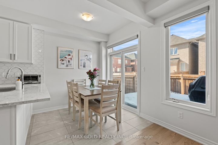 Photo 14 at 59 Folgate Crescent, Wellington North, Brampton