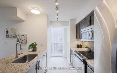 Photo 4 at 606 - 400 Adelaide Street E, Moss Park, Toronto