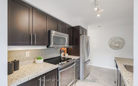 Photo 5 at 606 - 400 Adelaide Street E, Moss Park, Toronto