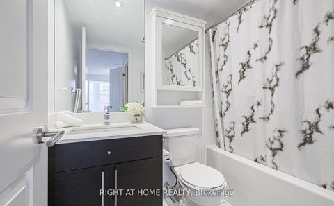 Photo 12 at 606 - 400 Adelaide Street E, Moss Park, Toronto