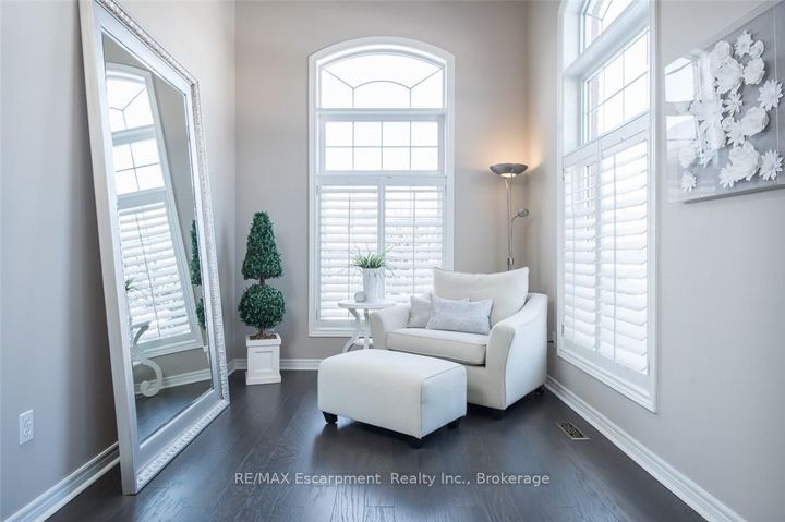 Photo 6 at 2454 Longridge Crescent, RO River Oaks, Oakville