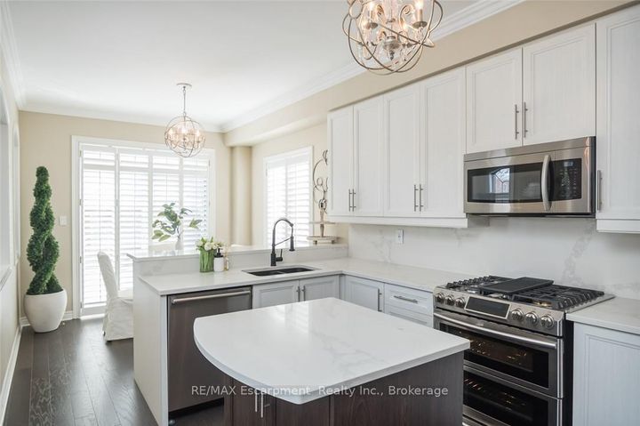 Photo 13 at 2454 Longridge Crescent, RO River Oaks, Oakville