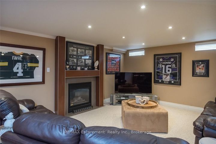 Photo 37 at 2454 Longridge Crescent, RO River Oaks, Oakville