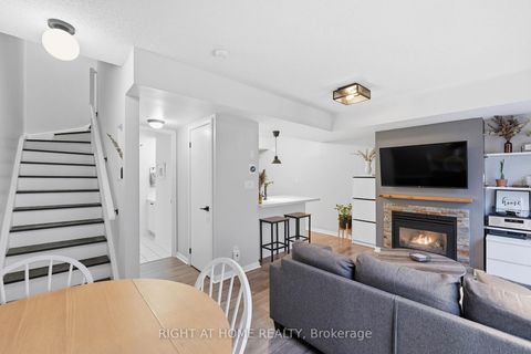Photo 6 at 916 - 5 Everson Drive, Willowdale East, Toronto