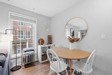 Photo 8 at 916 - 5 Everson Drive, Willowdale East, Toronto