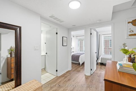 Photo 13 at 916 - 5 Everson Drive, Willowdale East, Toronto