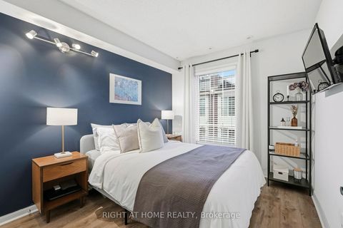 Photo 14 at 916 - 5 Everson Drive, Willowdale East, Toronto
