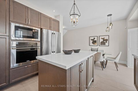 Photo 21 at 85 Village Parkway, Unionville, Markham