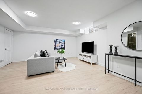 Photo 40 at 85 Village Parkway, Unionville, Markham