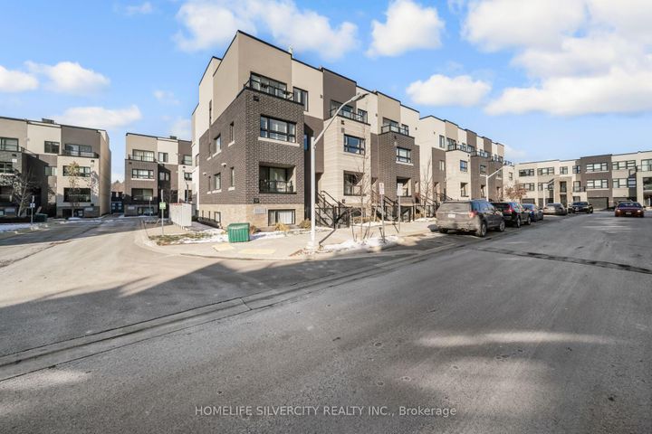 Photo 6 at 712 - 1131 Cooke Boulevard, LaSalle, Burlington
