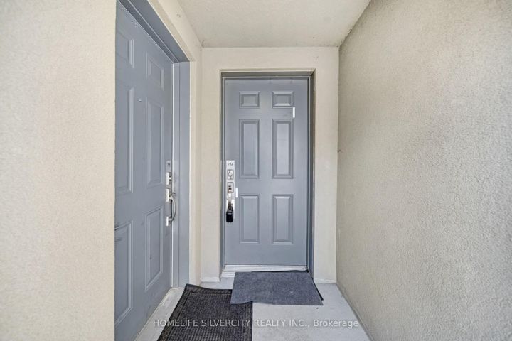 Photo 8 at 712 - 1131 Cooke Boulevard, LaSalle, Burlington