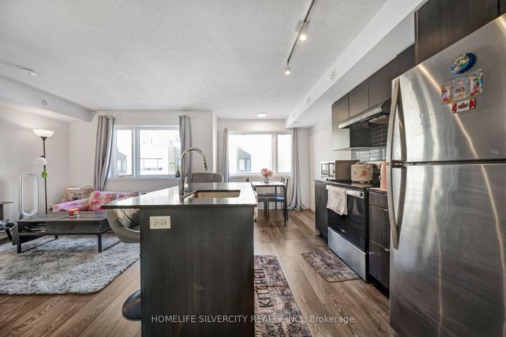 Photo 14 at 712 - 1131 Cooke Boulevard, LaSalle, Burlington