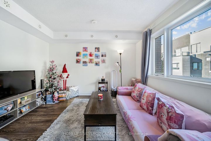 Photo 17 at 712 - 1131 Cooke Boulevard, LaSalle, Burlington