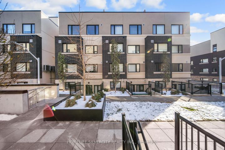 Photo 41 at 712 - 1131 Cooke Boulevard, LaSalle, Burlington