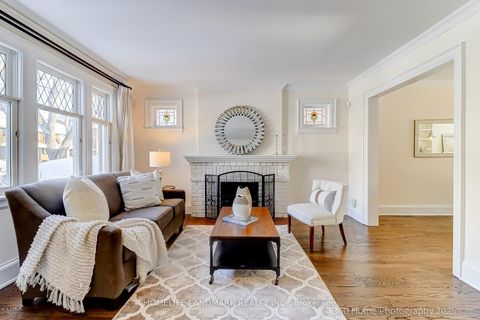 Photo 3 at 155 Fairlawn Avenue, Lawrence Park North, Toronto