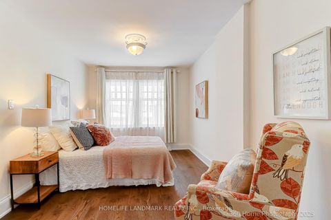 Photo 18 at 155 Fairlawn Avenue, Lawrence Park North, Toronto