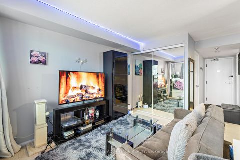 Photo 7 at 1707 - 705 King Street W, Niagara, Toronto