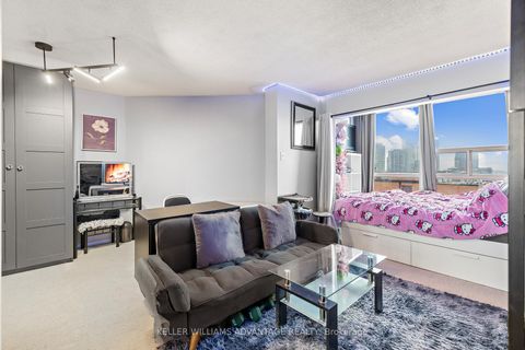 Photo 8 at 1707 - 705 King Street W, Niagara, Toronto