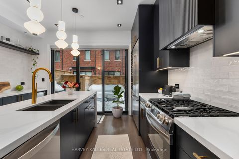 Photo 13 at 20 - 80 Daisy Avenue, Long Branch, Toronto