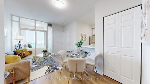 Photo 11 at 2115 - 18 Holmes Avenue, Willowdale East, Toronto