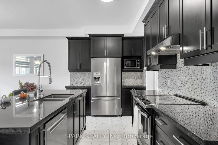 Photo 6 at 5 Boathouse Road, Northwest Brampton, Brampton