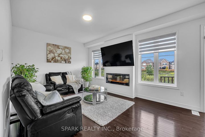 Photo 9 at 5 Boathouse Road, Northwest Brampton, Brampton