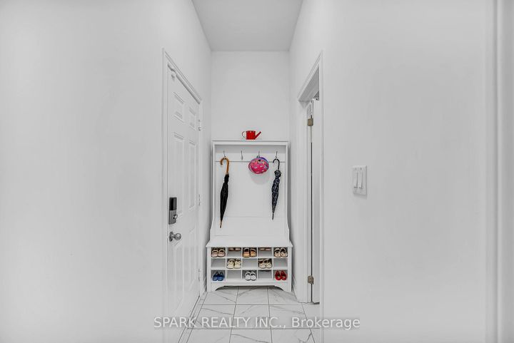 Photo 11 at 5 Boathouse Road, Northwest Brampton, Brampton