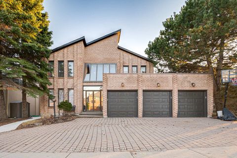 Photo 0 at 211 Franklin Avenue, Yorkhill, Vaughan