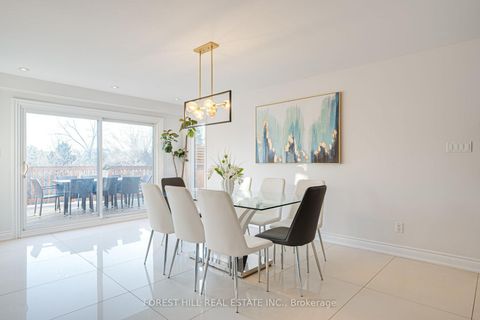 Photo 5 at 211 Franklin Avenue, Yorkhill, Vaughan