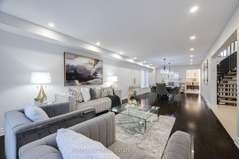 Photo 13 at 211 Franklin Avenue, Yorkhill, Vaughan