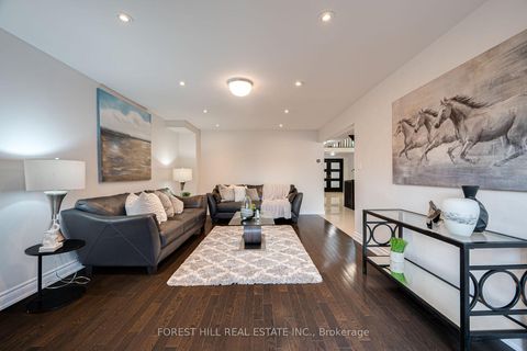 Photo 15 at 211 Franklin Avenue, Yorkhill, Vaughan