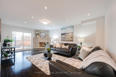 Photo 16 at 211 Franklin Avenue, Yorkhill, Vaughan