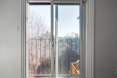 Photo 25 at 211 Franklin Avenue, Yorkhill, Vaughan