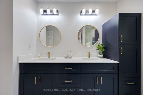 Photo 31 at 211 Franklin Avenue, Yorkhill, Vaughan