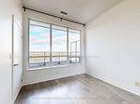 Photo 18 at 617 - 399 Spring Garden Avenue, Willowdale East, Toronto