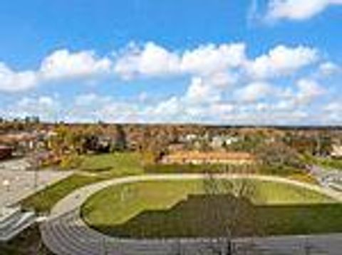 Photo 23 at 617 - 399 Spring Garden Avenue, Willowdale East, Toronto