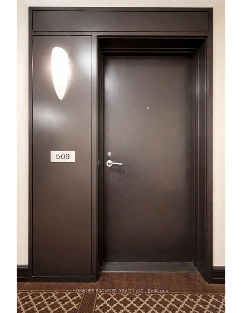 Photo 5 at 509 - 20 North Park Road, Beverley Glen, Vaughan