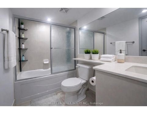 Photo 13 at 509 - 20 North Park Road, Beverley Glen, Vaughan