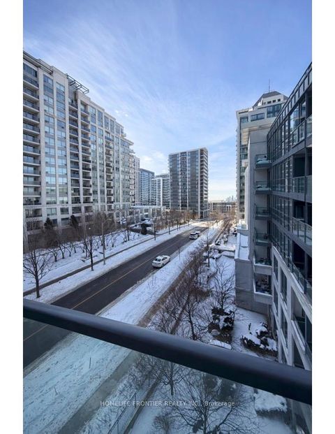 Photo 20 at 509 - 20 North Park Road, Beverley Glen, Vaughan