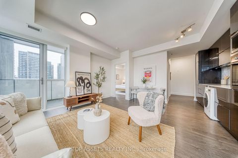 Photo 16 at 3006 - 318 Richmond Street W, Waterfront Communities C1, Toronto