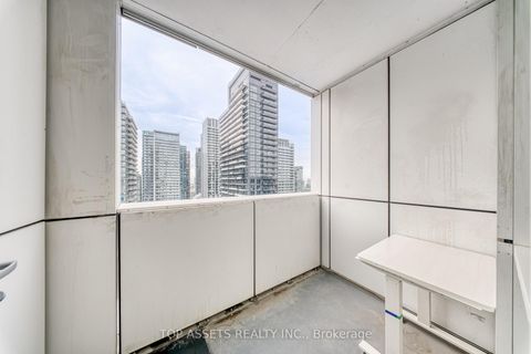 Photo 28 at 3006 - 318 Richmond Street W, Waterfront Communities C1, Toronto